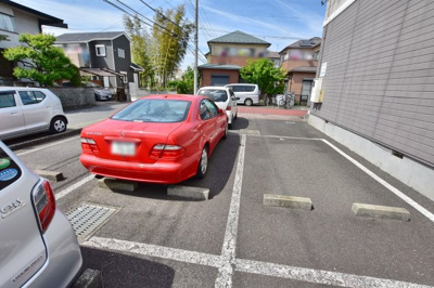 【駐車場】 | グリュークアネックス　Ａ