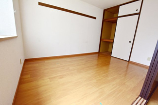 【寝室】 | グリュークアネックス　Ａ