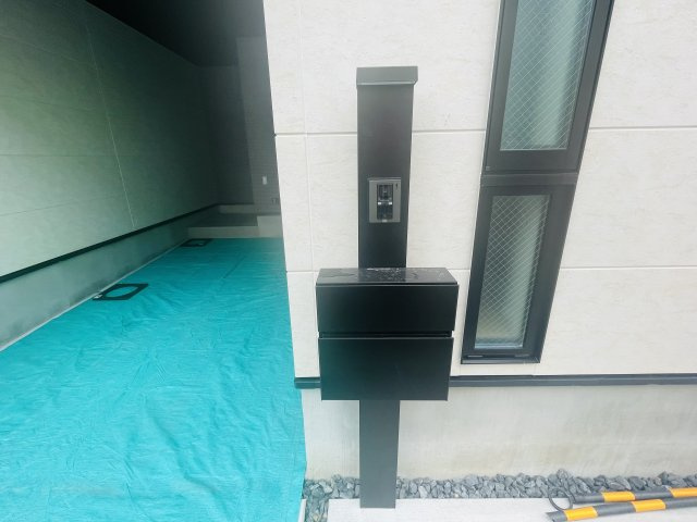 南区観音町｜名古屋市の戸建ならホームアップのエントランス|【売主施工例】来客時に便利なモニター付きインターホン