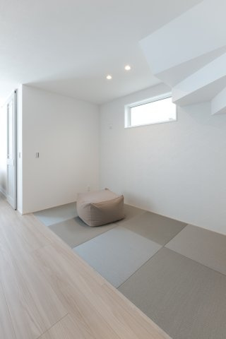 南区観音町｜名古屋市の戸建ならホームアップの居間・リビング
