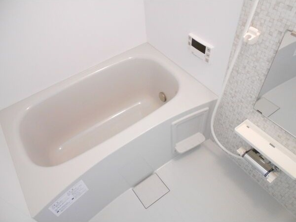 Garage Villa 米津　　　刈谷市近郊の賃貸はクラスホームの浴室