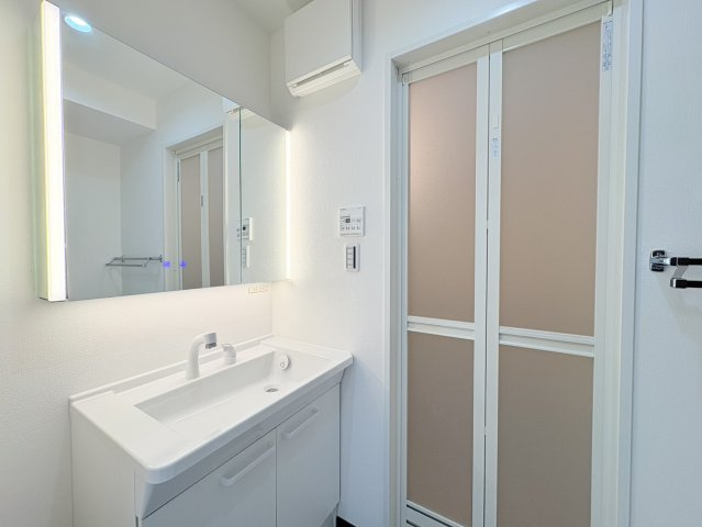 M's Suiteの独立洗面台|参考写真になりますのでご承知おき下さい。