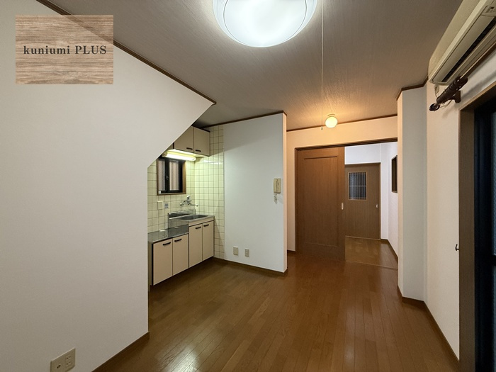 大阪市城東区野江4丁目の洋室