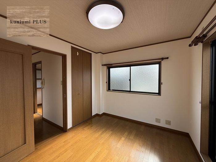 大阪市城東区野江4丁目の洋室