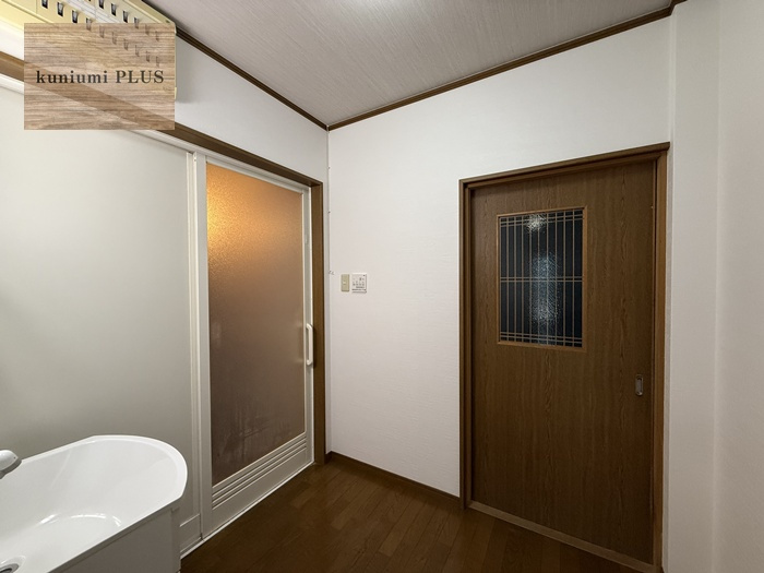 大阪市城東区野江4丁目の洗面所