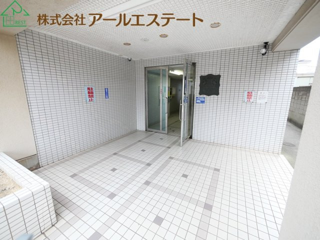 ホーユウパレス加古川　山陽電鉄「別府駅」徒歩10分のエントランス
