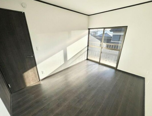 【中古】入間郡毛呂山町南台リフォーム中古住宅の洋室|2F 6.2帖洋室です！