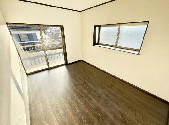 【中古】入間郡毛呂山町南台リフォーム中古住宅の洋室|2F 6.2帖洋室です！