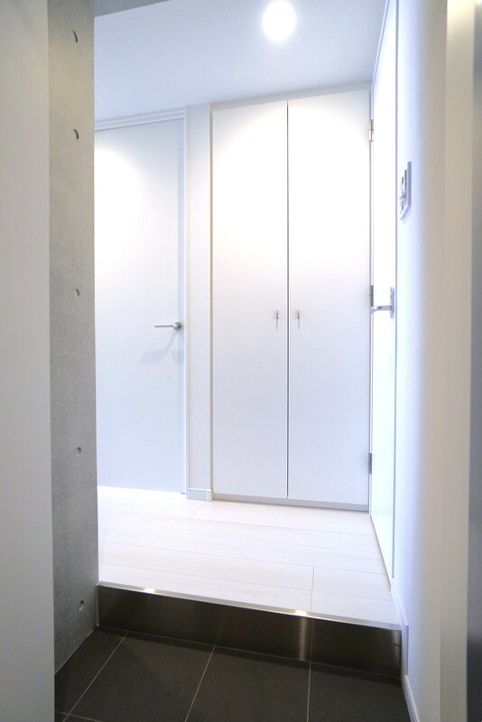 フルハウス飯田橋の玄関