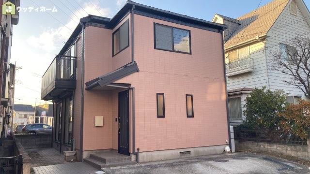 草加市谷塚町　中古一戸建ての外観