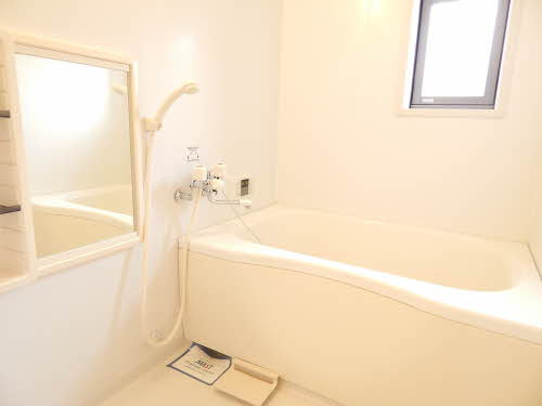 スリーゼ　C棟の浴室|日々の暮らしに欠かせないお風呂です