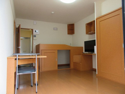 【居間・リビング】 | レオパレス春祐 | 洋室※同タイプ写真、2階はカーペットになります。