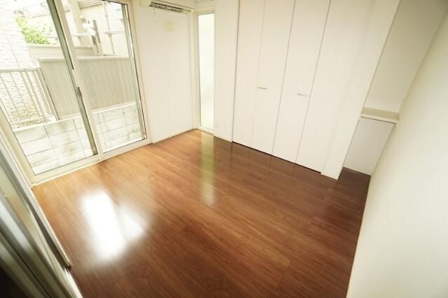 ｖｉｆ／ｖｉｖｅ（ヴィフヴィブ）の寝室