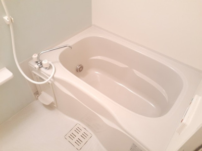 【浴室】 | ペアハウスヒロセＦ | 日々の暮らしに欠かせないお風呂です