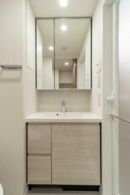 【独立洗面台】 | パークアクシス落合東中野 | 嬉しい独立洗面台付き。