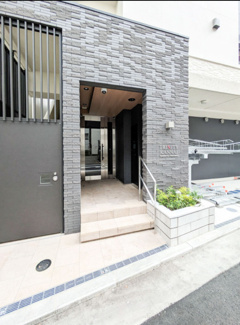 【エントランス】