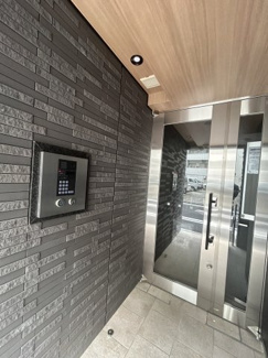 【エントランス】