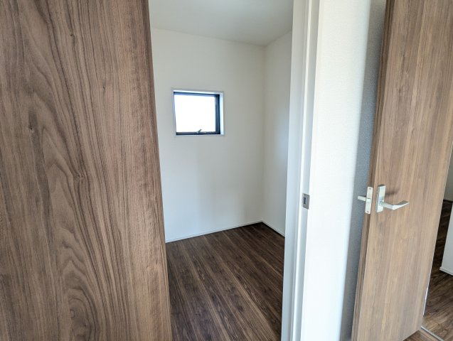 水戸元吉田町　10期の玄関|季節ものの家電の収納や、趣味のお部屋など様々な用途で使用可能なフリースペース！