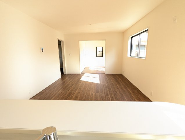 水戸元吉田町　10期の居間・リビング|一日の長い時間を過ごすリビング♪自然と家族が集まれる空間！家族団らんの時間を優しく見守るリビング～