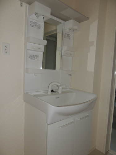 熊本市南区砂原町のアパートの独立洗面台