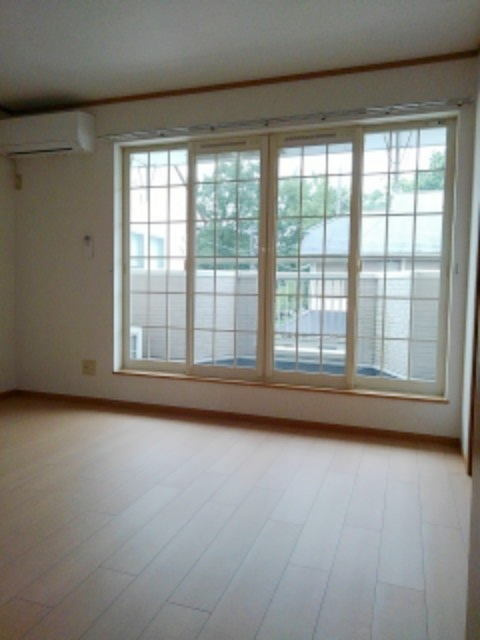 サンパティーク・ロジュマンの居間・リビング