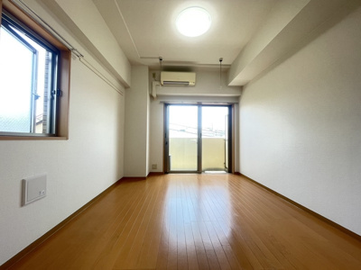 【居間・リビング】 | GOTHAM･R | 同一仕様