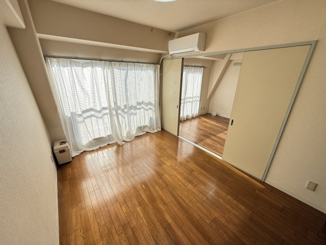 エステートマリンの居間・リビング