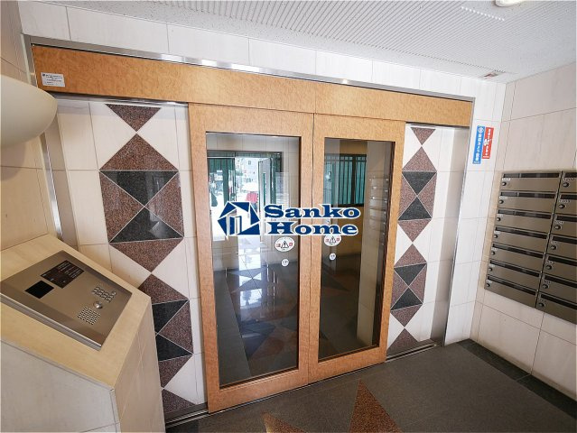 パークウェル湯島のロビー