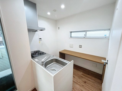 【キッチン】 | 白鳩ヴィラB | ※同建物ほかのお部屋の写真です。