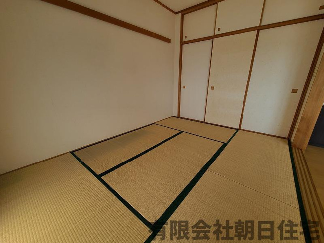 【和室】 | エスポラージュ西津田 4LDK 東南角地・ペット飼育可!! | 和室があれば、来客や子供用のスペースとして活躍します