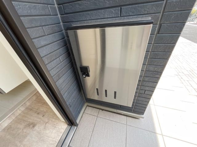 西宮市山口町　アパート新築工事のその他|宅配ボックス（イメージ）