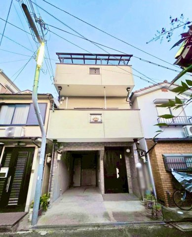 藤田町５丁目　中古一戸建ての外観|新しい生活にいかがでしょうか？外観はお住まいの顔になります。こだわりたいポイントですね。外壁塗装や屋根塗装のご相談も承っております。
■現地内覧・資金計画相談・住宅ローン相談もお問合せ受付中■