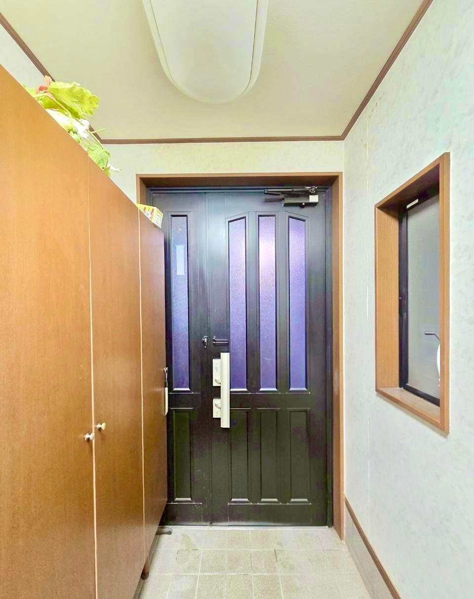 藤田町５丁目　中古一戸建ての玄関|■物件内覧・資金計画相談・住宅ローン相談、リフォーム相談、お問合せ受付中■
※当日・翌日のご内覧、ご相談はお電話でのお問合せがスムーズです！