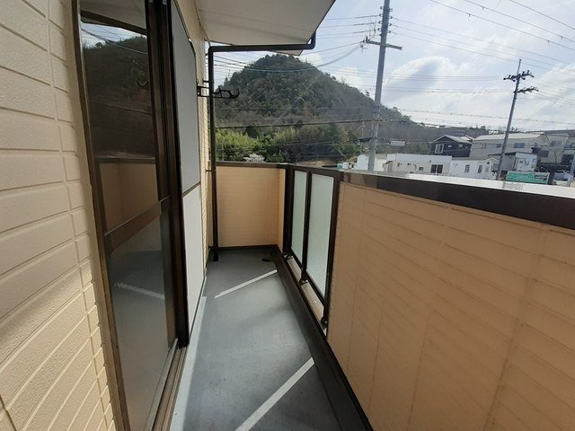 ネオサンライズのバルコニー