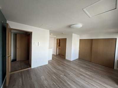 【洋室】 | セントポーリア八番館