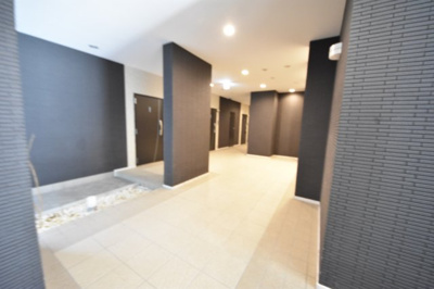 【エントランス】 | コスモリード神戸三宮