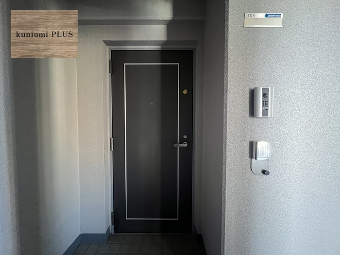 グランドハイツ大阪城公園の玄関