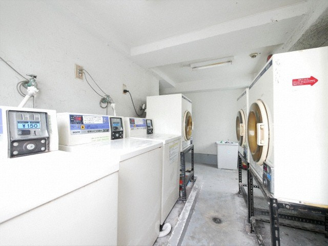 大阪市天王寺区茶臼山町の賃貸マンションのロビー