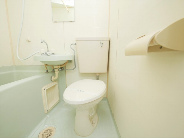 大阪市天王寺区茶臼山町の賃貸マンションのトイレ