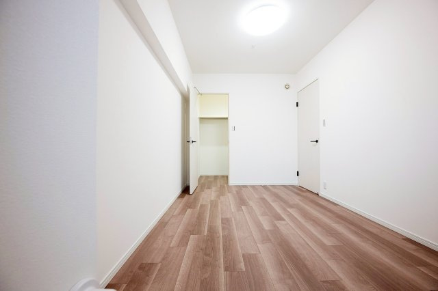 ローレルコート西本町の洋室|洋室