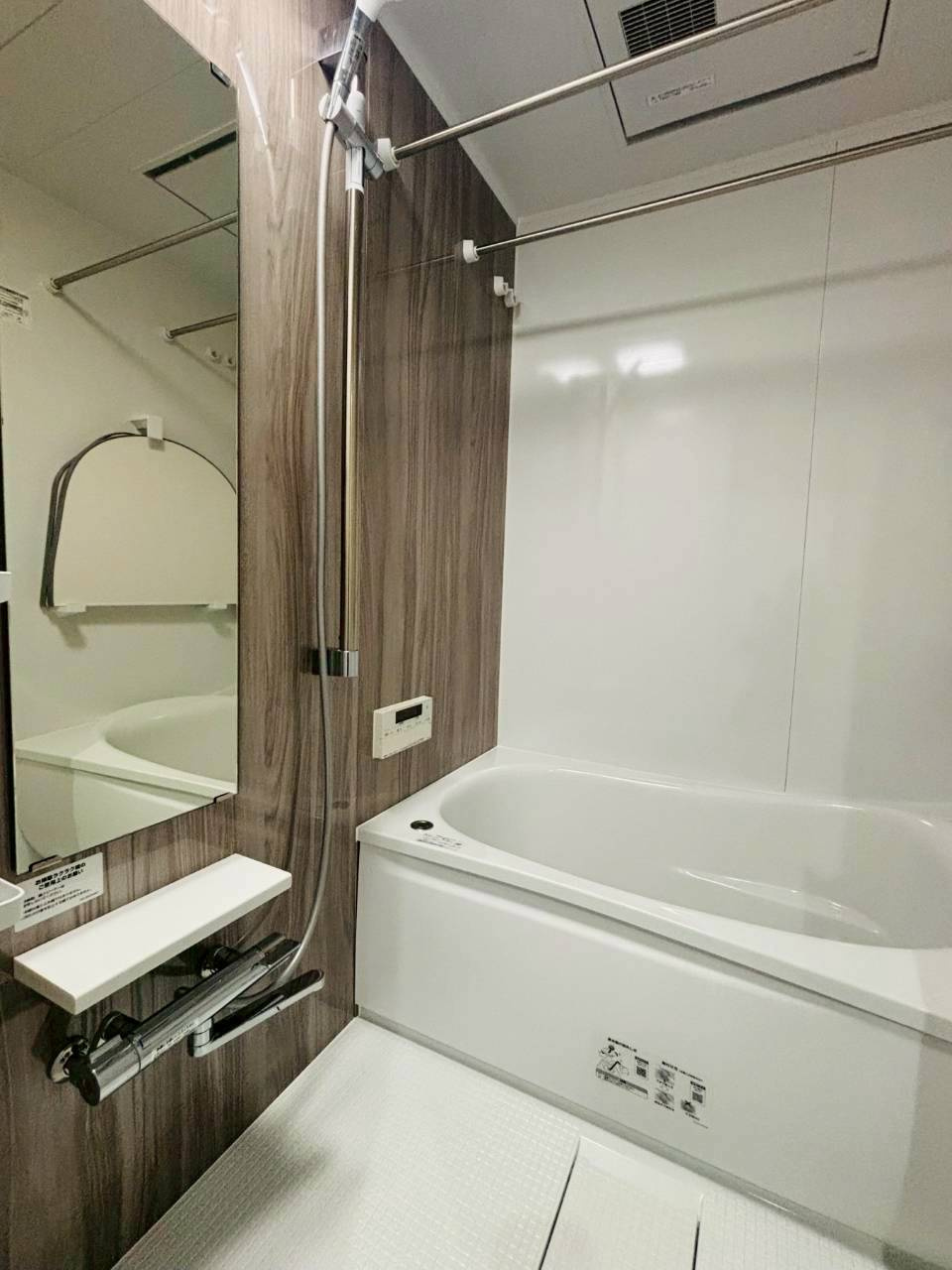 ローレルコート西本町の浴室