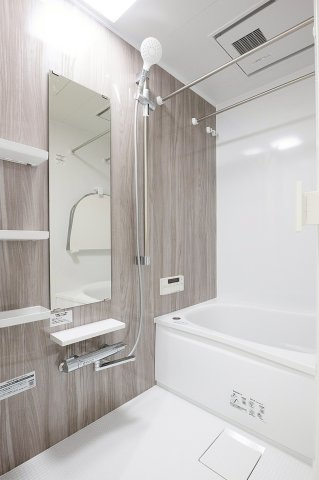 ローレルコート西本町の浴室|浴室