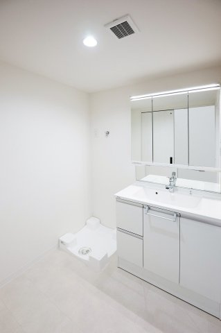 ローレルコート西本町の独立洗面台|独立洗面台