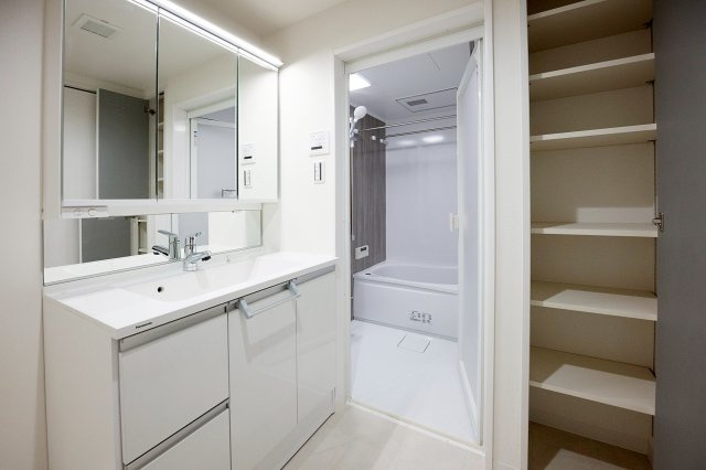 ローレルコート西本町の内装|収納