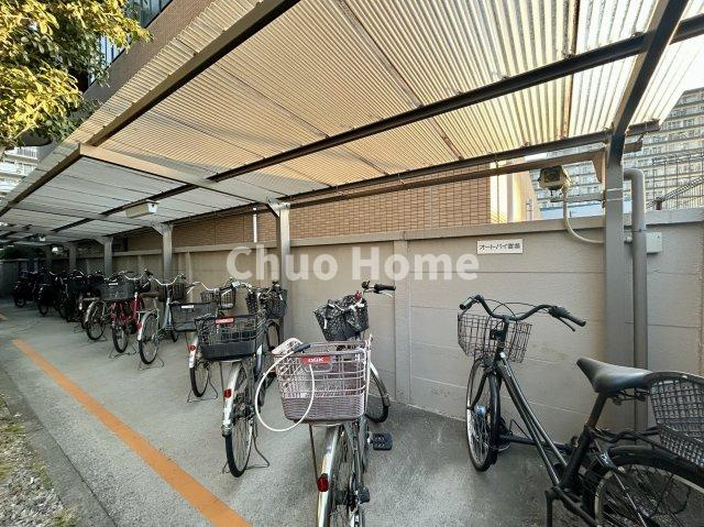 ネオコーポ木場の駐輪場|【自転車置き場】最新の空き状況や費用などの詳細は担当スタッフまでお問い合わせください。