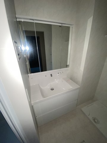 【独立洗面台】