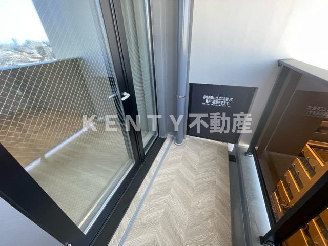 【バルコニー】 | ザ・ライオンズフォーシア蒲田 | お洗濯にも便利なバルコニー付き