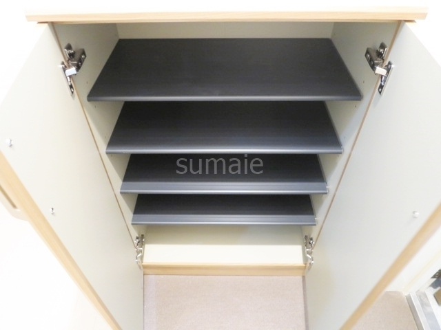 スプラウト北赤羽の収納|シューズＢＯＸ完備です♪