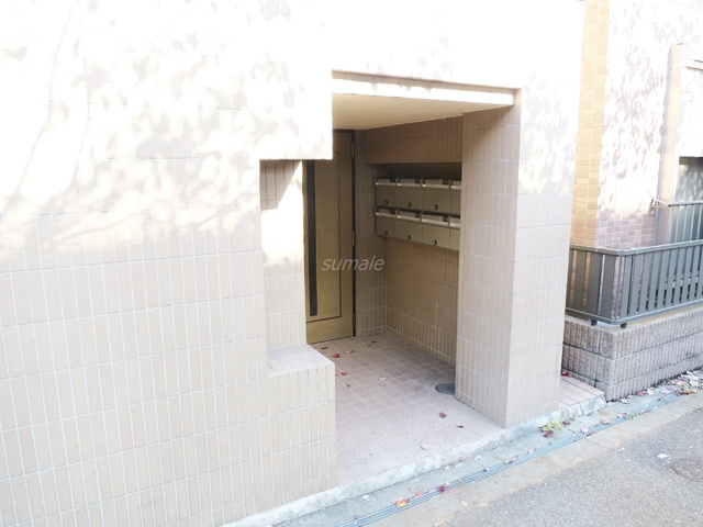 スプラウト北赤羽のエントランス|こちらが入り口です☆