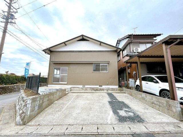 リフォーム済中古戸建　岐阜市日置江　昭和54年築の駐車場|駐車場